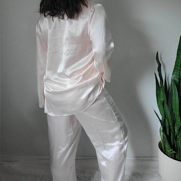 Vintage Eatons Satin Pajama Set - Picture 4 of 4
